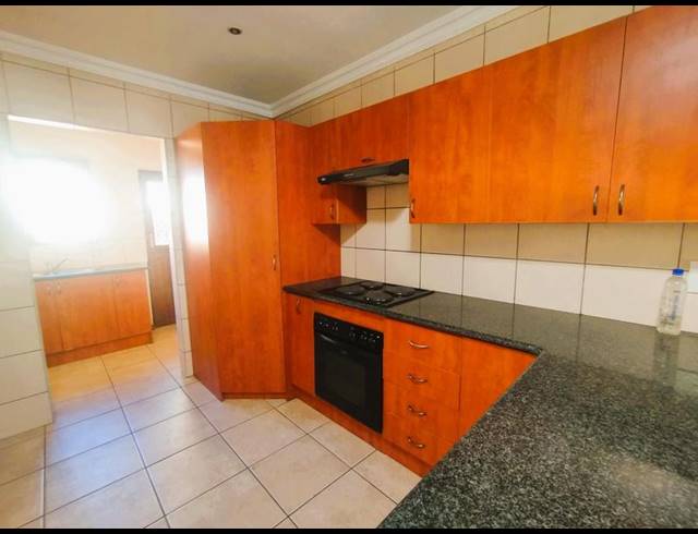 3 BEDROOM HOUSE FOR SALE IN HUGHES
